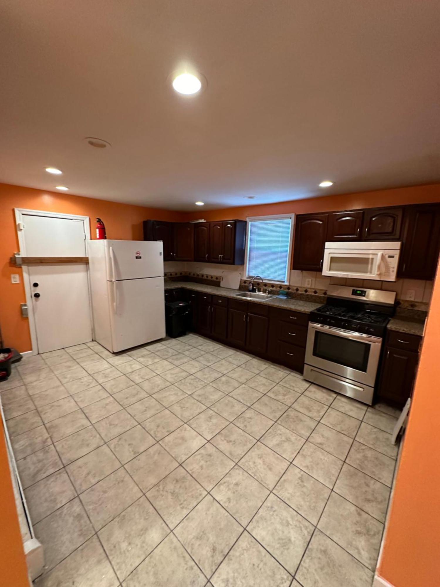 Fidelia Garnet Room, Queen Bed Minutes From Newark Liberty International Airport And Newark Penn Station Exterior foto